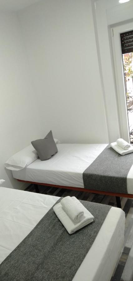 Hostal Noche Y Dia Madrid Exterior photo