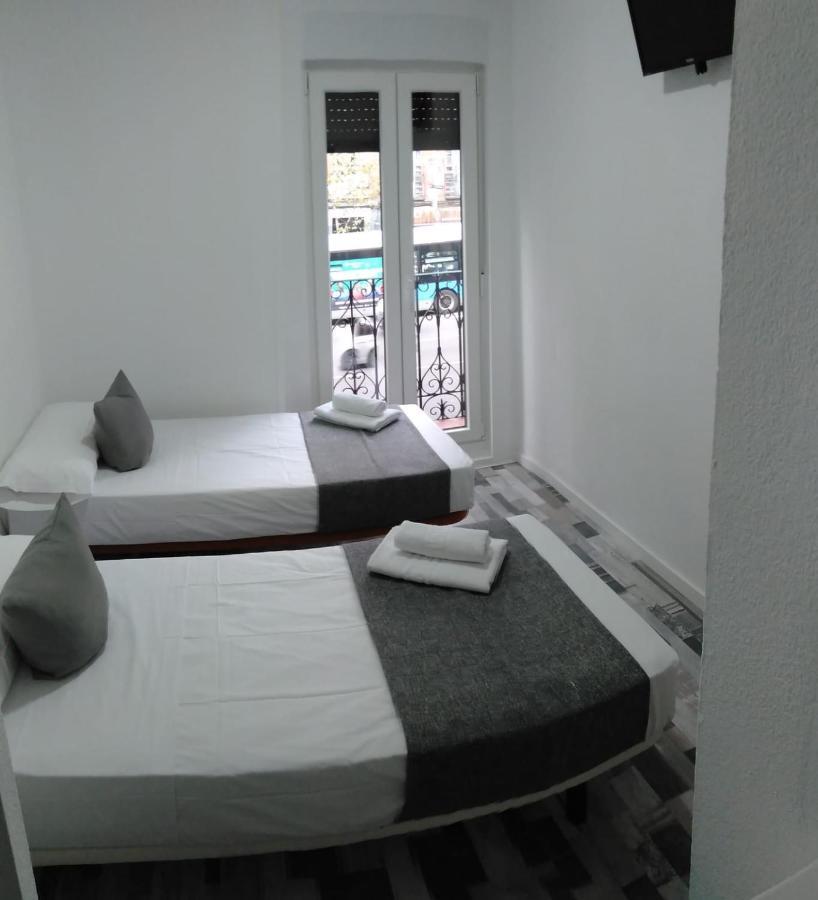Hostal Noche Y Dia Madrid Exterior photo